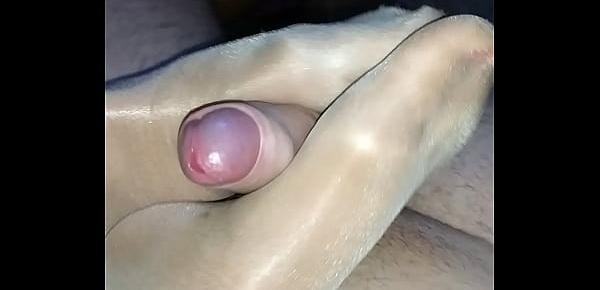  homemade footjob with cumshot inside her shiny nylonsocks